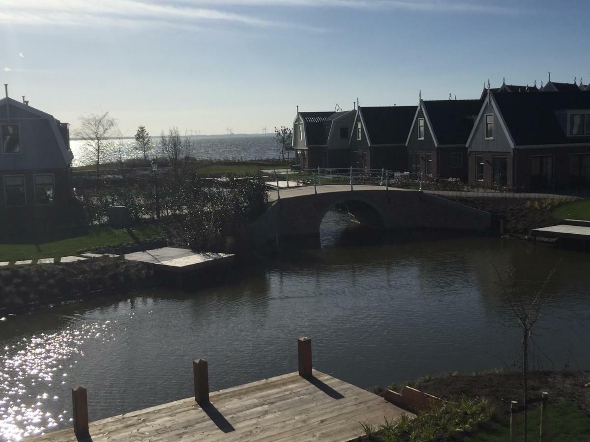 Luxurious Water Villa Uitdam Zewnętrze zdjęcie